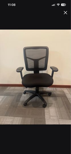 Black swivel chairs (3)