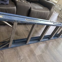 Blue 6 Ft Louisville Ladder
