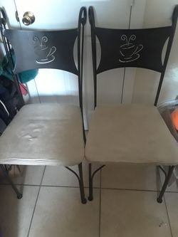 Set of 4 Chairs