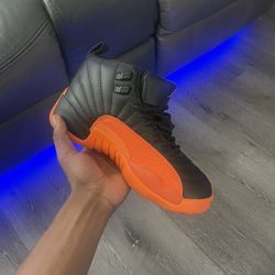 Air Jordan 12 Retro ‘Brilliant Orange’