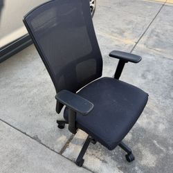 Office chair. Good Condition 