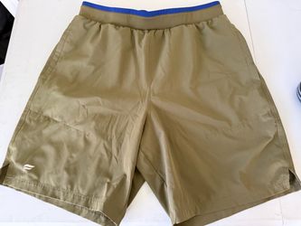 Men’s medium fabletics shorts