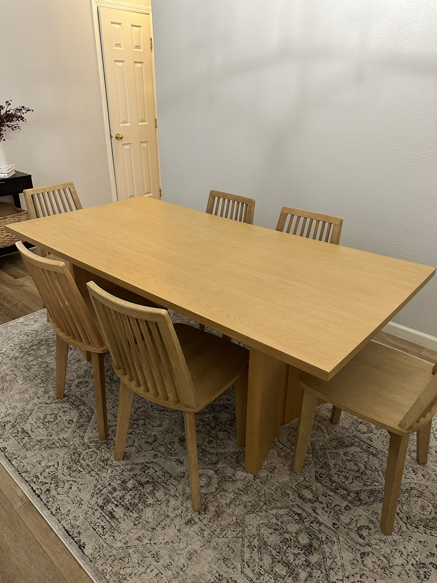 Target - Modern Studio McGee Table and Chairs