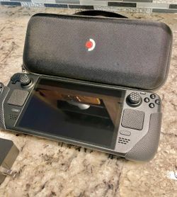 Valve steam deck oled 1tb 7” newest edition matte screen with screen protector