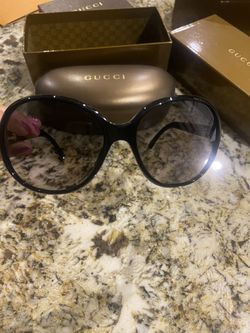 Gucci Used Sunglasses Comes With Everything