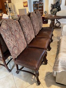 Eight beautiful elegant dining room chairs