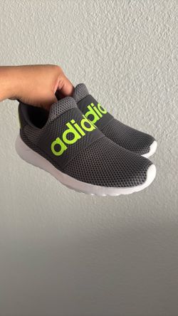 Kid Adidas Size 5