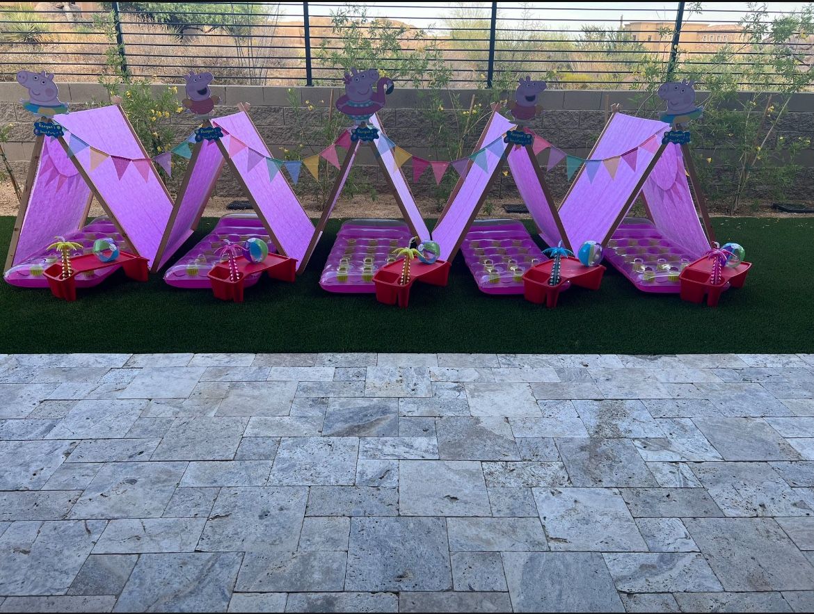 5 Kids Tents / Cabanas