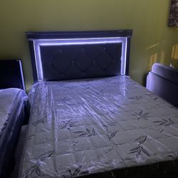 Cama Queen Size Nueva Led 