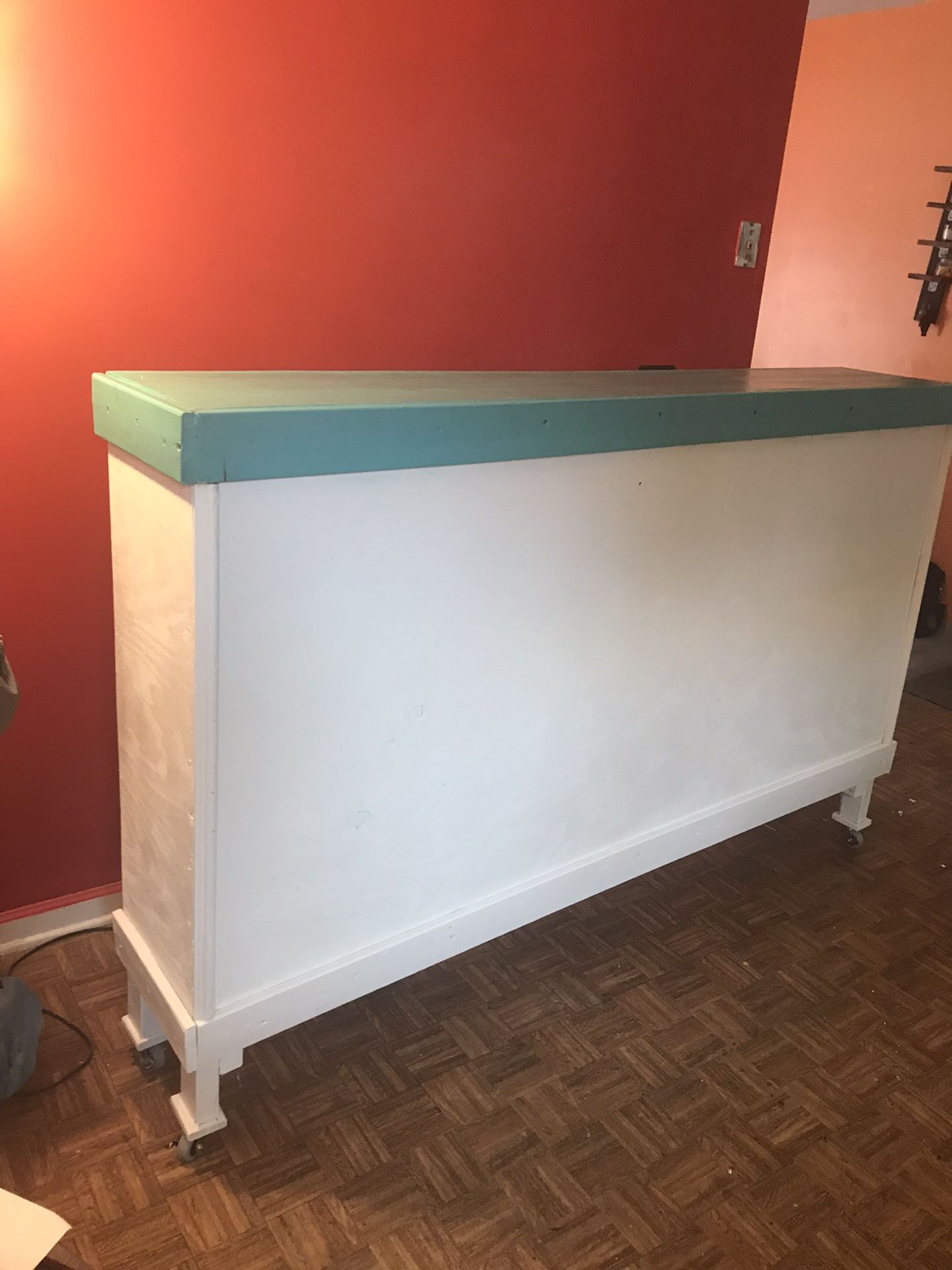 Bar Counter On Wheels With Storage Inside