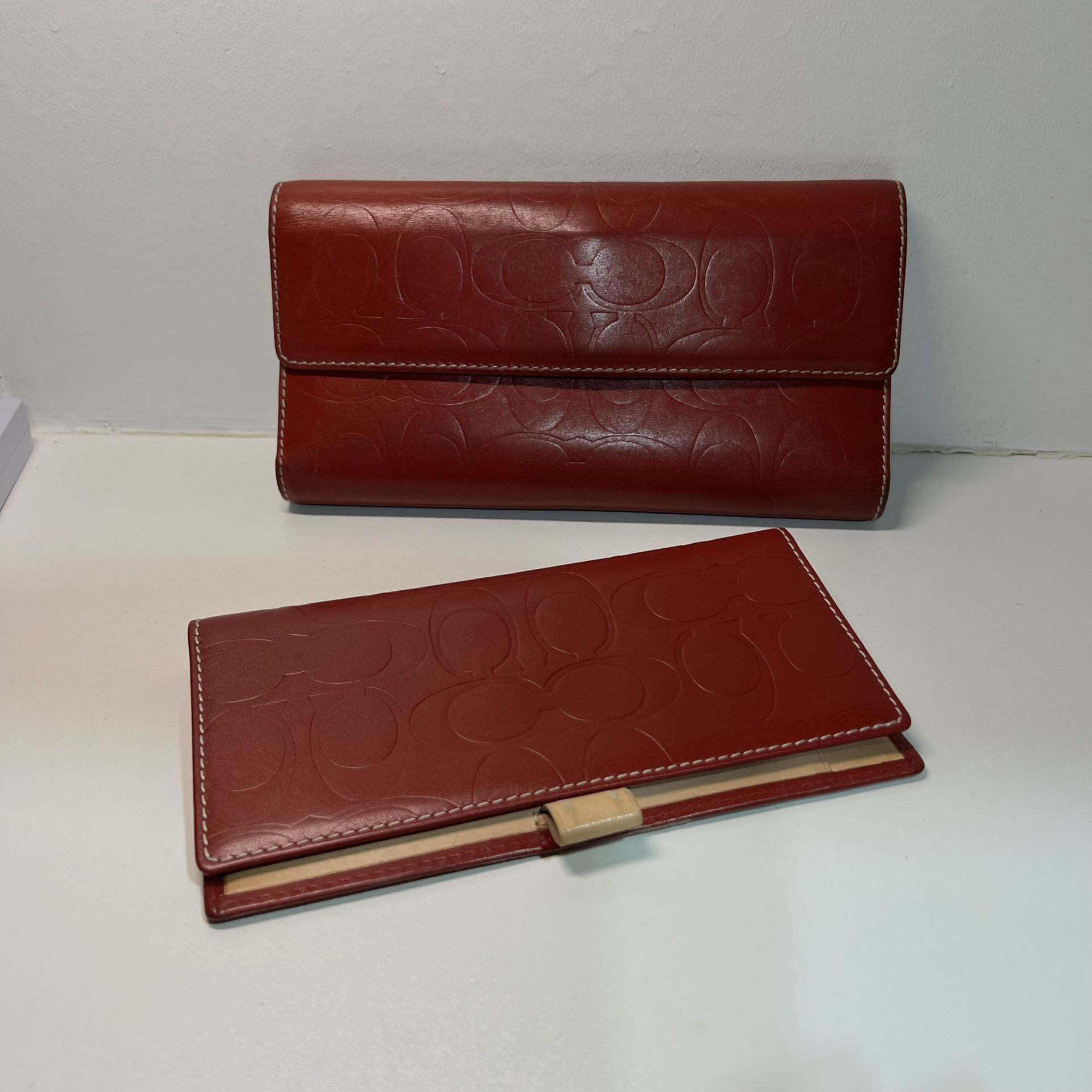Coach Vintage Coach Women’s Wallet Red Leather Made In Spain Details in photos