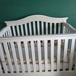 Italian Crib – Solid & Well Built (Disassembled) 