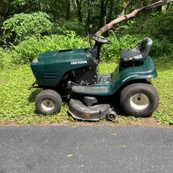 Craftsman Riding Mower 
