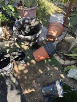 Around 16 Pots Different Sizes 