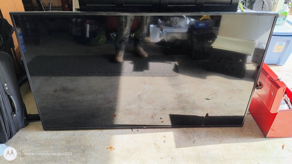 Broken Screen LG (Parts)