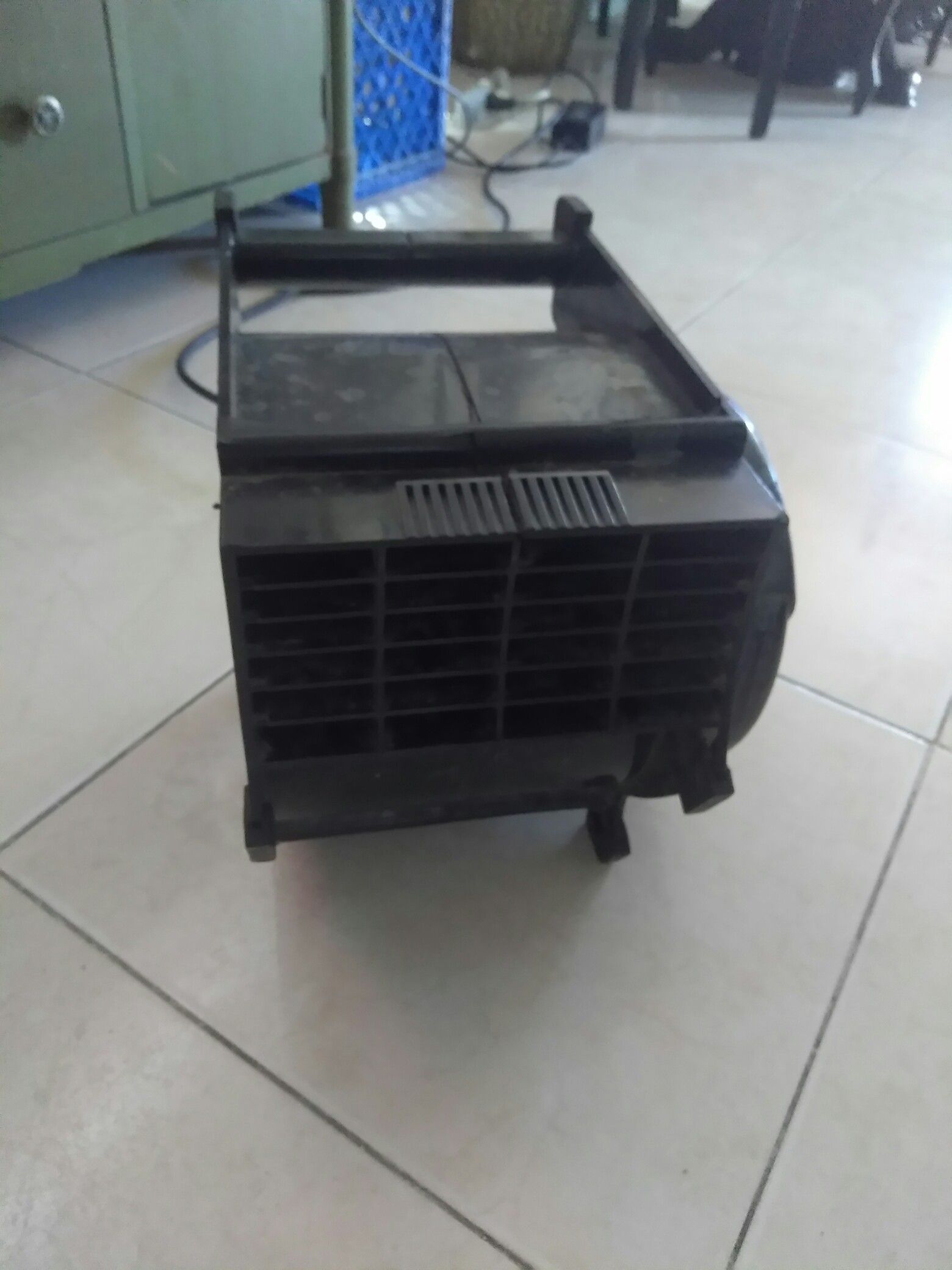 Floor air blower