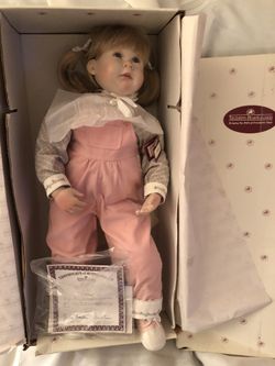 Aston Drake Galleries doll Chloe all Original