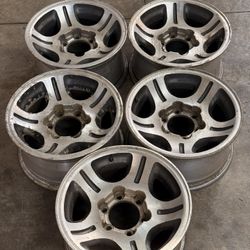 Set 5 Toyota Land Cruiser OEM Wheels