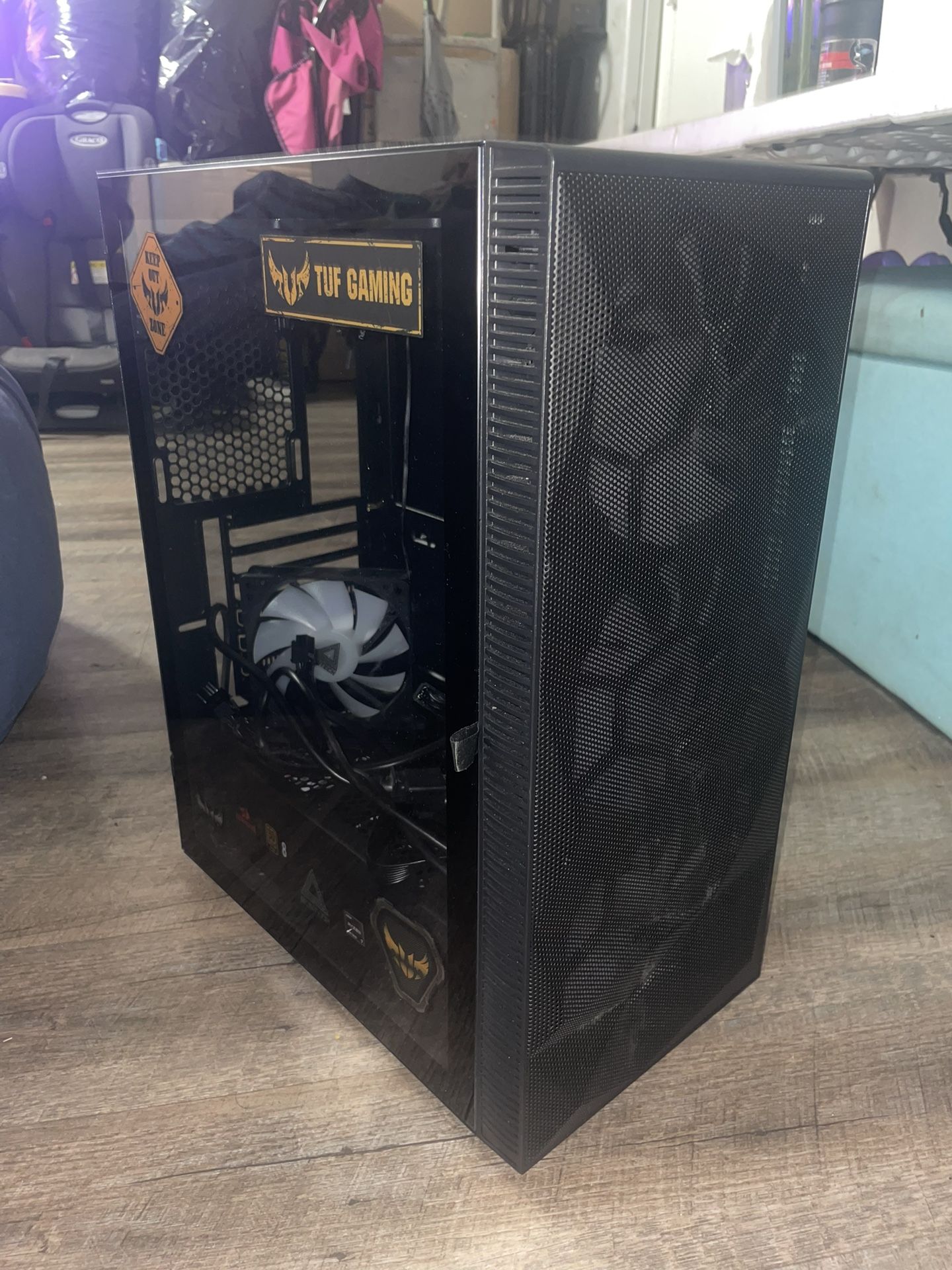 NZXT compact Mid Tower air Flow Case