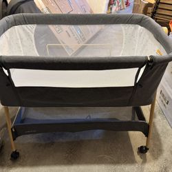 Baby Bassinet, Bedside Sleeper, Easy Folding Bedside Crib