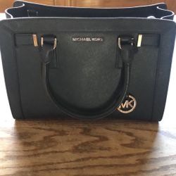 Michael Kors navy blue purse