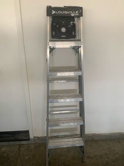 Louisville 6ft Ladder/Escalera
