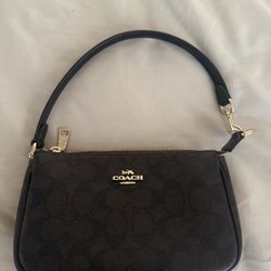 Coach Shoulder Bag 