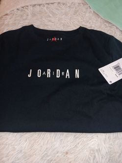New Large boys Jordan T