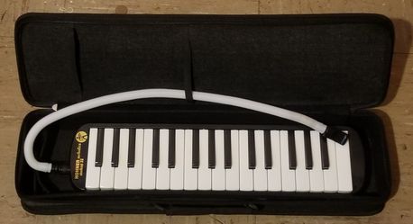 HOHNER melodically student 32