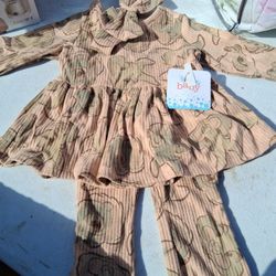 Disney Baby Girl Size 12 Mos