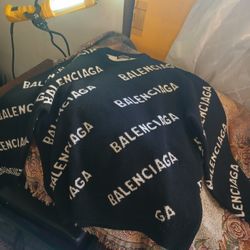 Balenciaga Wool All Over Print Sweater XL in Great Condition 40%+ Discount!