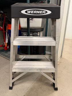 Werner Aluminum 2-Step Ladder