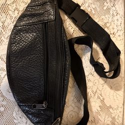Leather Fanny pack (Black) 