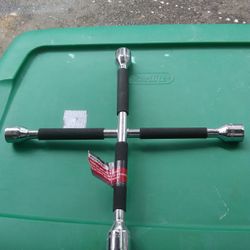 Autocraft Comfort Grip Lug Wrench