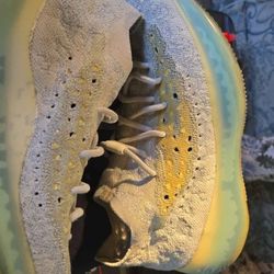 Adidas Yeezys Boost 380