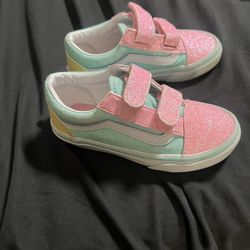 Girl Vans 