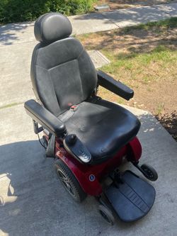 Electric wheelchair