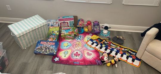 Kids Toy Bundle & Storage Chest
