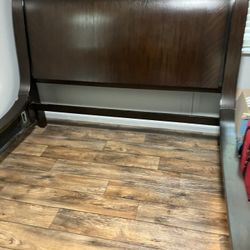 Queen Size Bed Frame. Beautiful 
