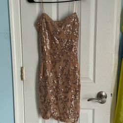 Windsor Gold Homecoming Dress