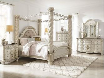 Ashley California King Bedroom Set W/ 4 Pieces