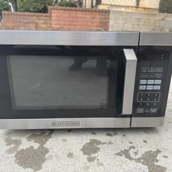 Black and Decker Microwave
