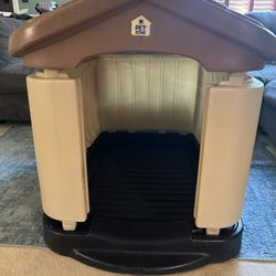 Dog House 