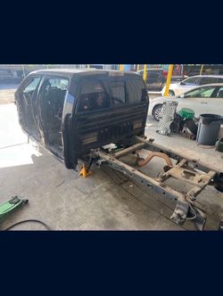 Cab & Frame fits 2012 Ford F-150 4x2 Crew Cab