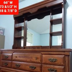 Lovely Broyhill Bedroom Set