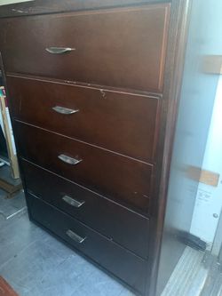 Dresser Set of 2.