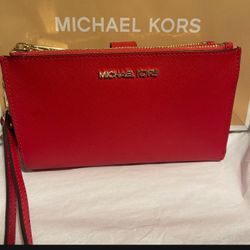 Michael Kors Wristlet , new ,Authentic 