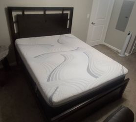 Queen size mattress, frame, and adjustable base