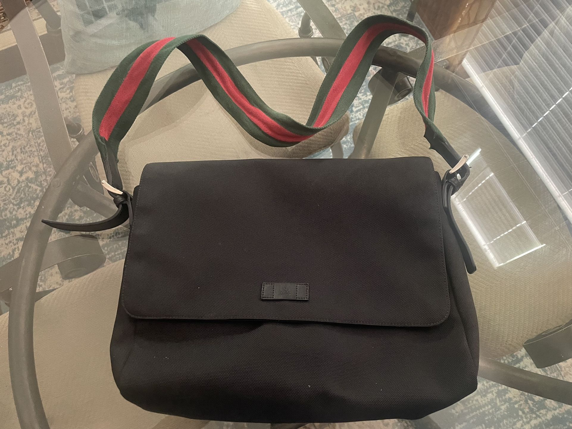 Messenger/Laptop Style Mens Bag