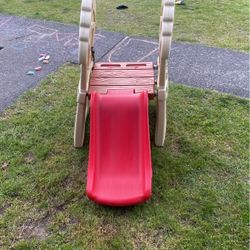 Plastic kid slide